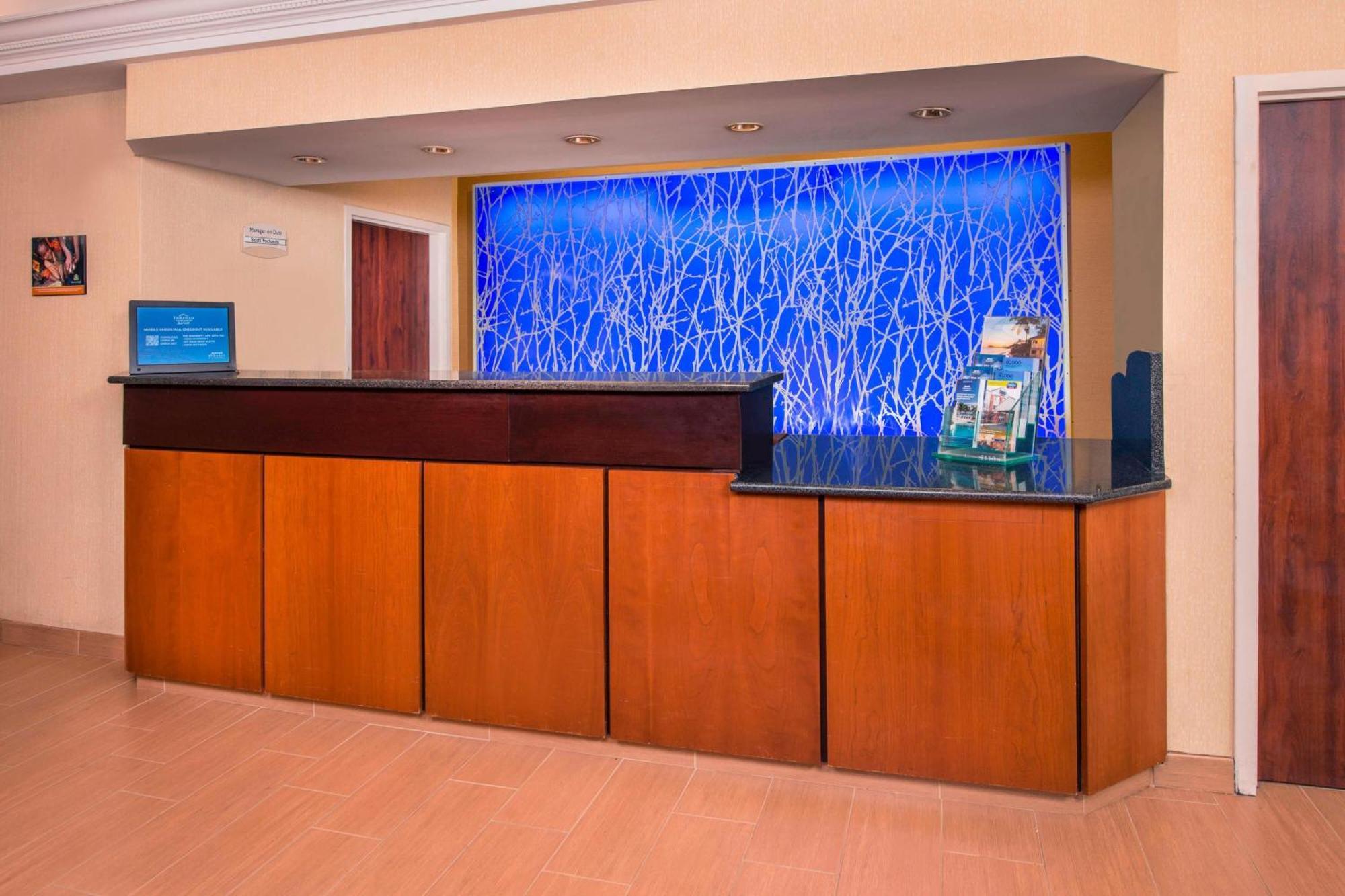 Fairfield Inn Dulles Airport Chantilly Exterior foto